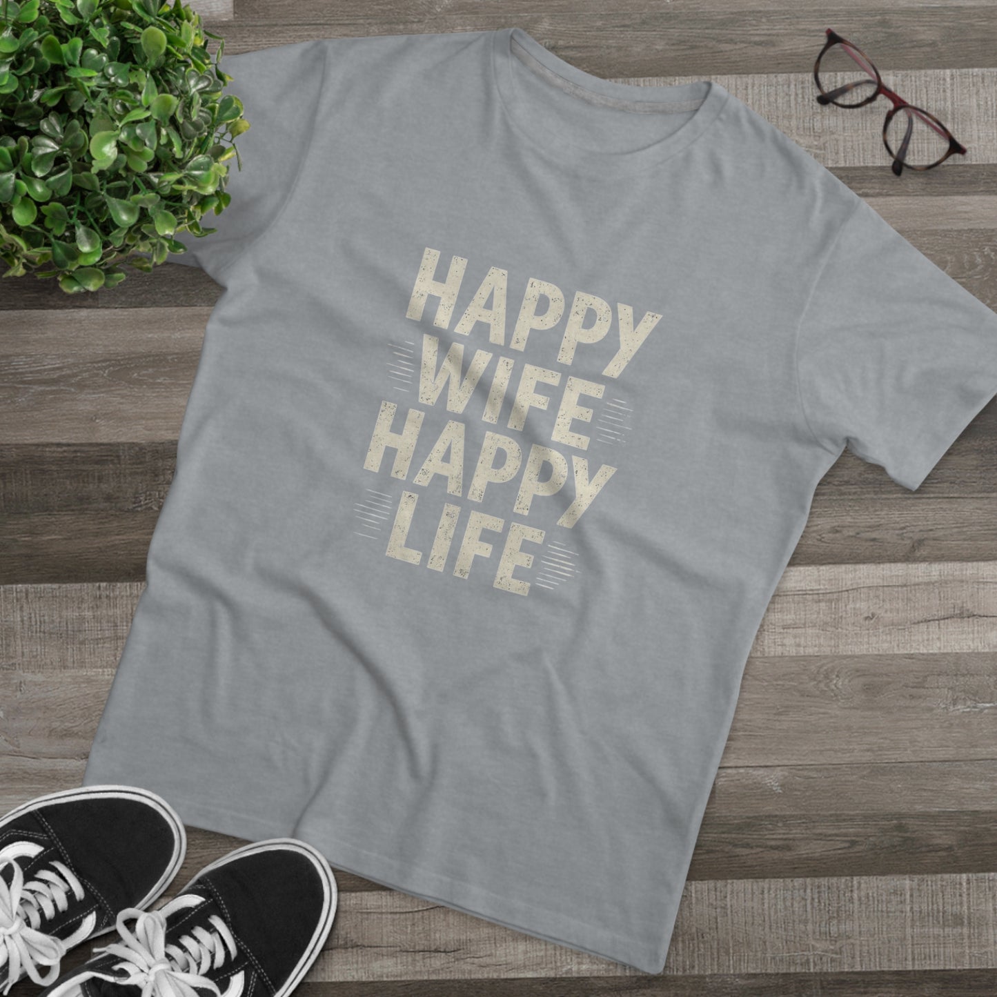 Happy Wife, Happy Life Men's Modern-fit Tee - Inspirational Gift, Casual Wear, Everyday Style, Celebration Outfit, Humor Shirt
