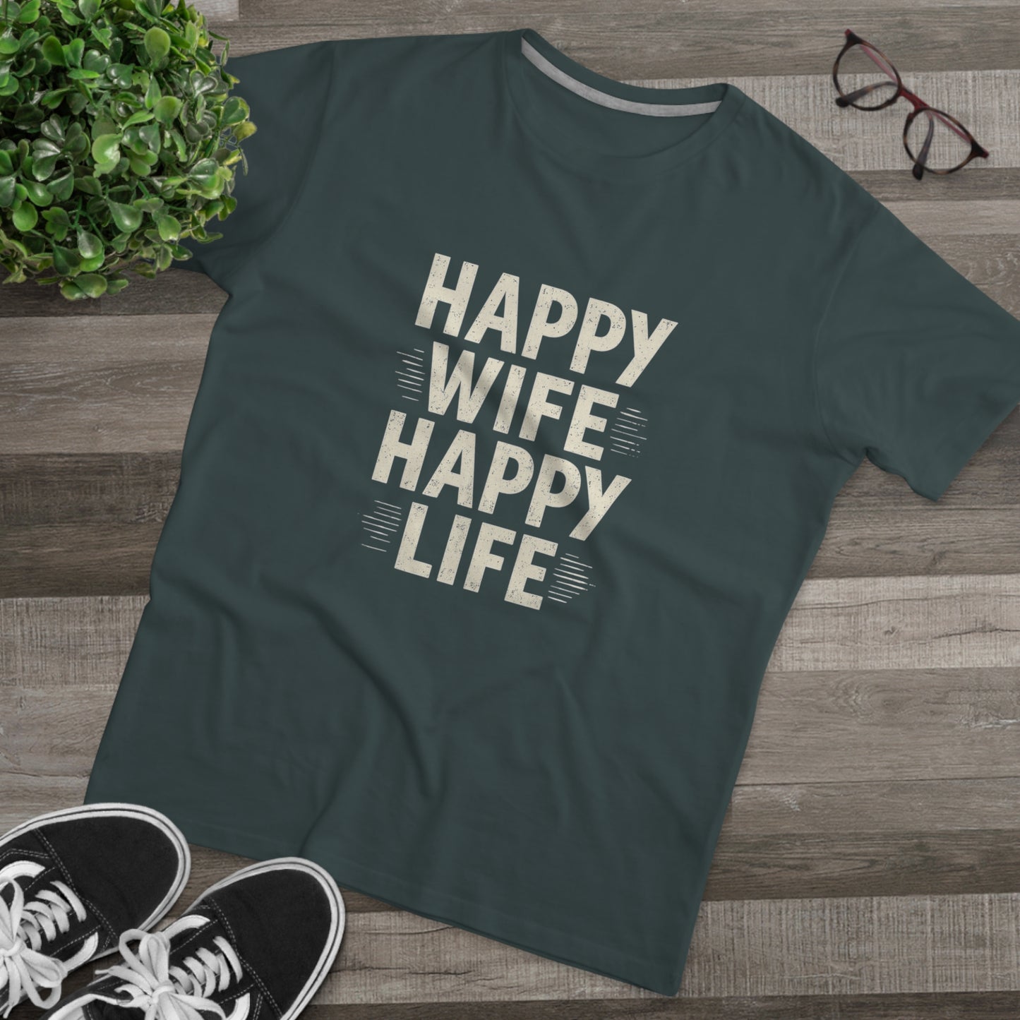 Happy Wife, Happy Life Men's Modern-fit Tee - Inspirational Gift, Casual Wear, Everyday Style, Celebration Outfit, Humor Shirt